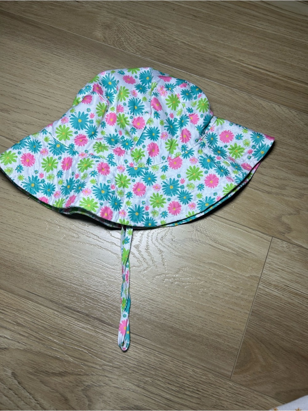 Source Unknown Floral Sun Hat in White, Pink, Blue & Green
